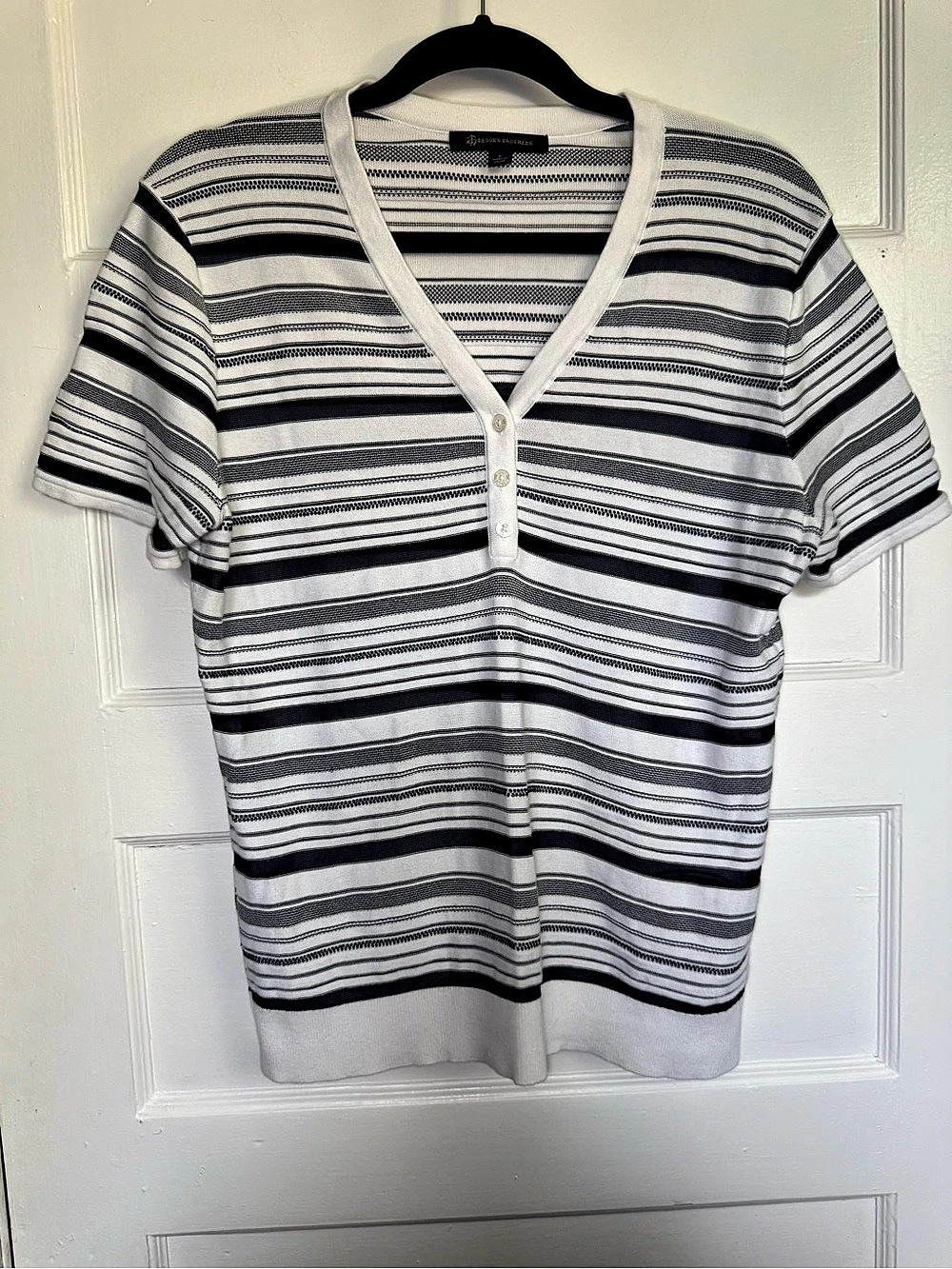 Brooks Brothers Striped Short Sleeve Sweater Knit Top White & Black Size Large